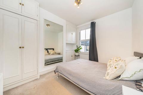2 bedroom flat for sale, Prothero Road, London SW6
