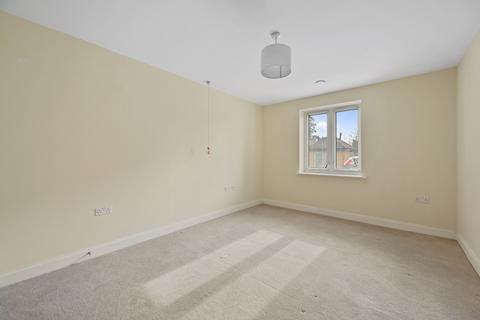 undefined, London Road, St Albans AL1