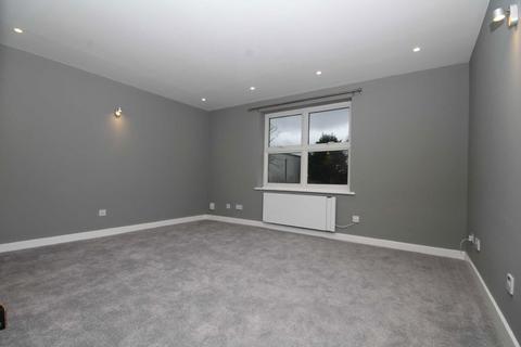 1 bedroom flat to rent, Butterfield Close, Twickenham TW1