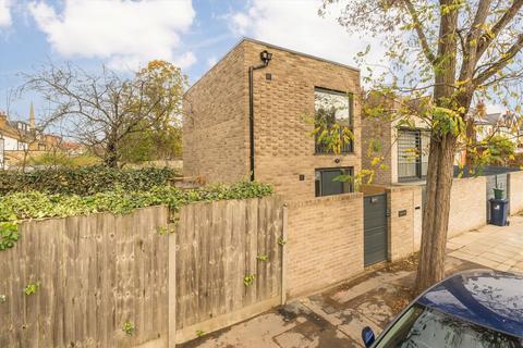 2 bedroom detached house for sale - Waldeck Road, London W13
