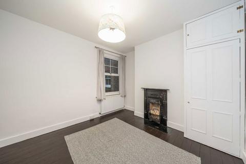 2 bedroom flat for sale, Kenley Road, St Margarets TW1