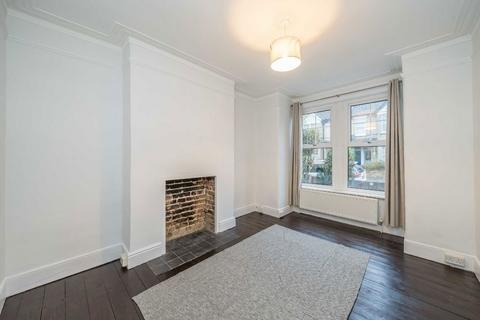 2 bedroom flat for sale, Kenley Road, St Margarets TW1