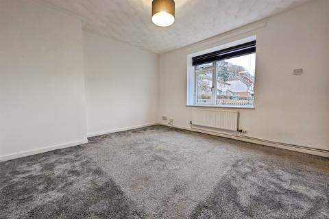 3 bedroom end of terrace house to rent, Southampton SO19