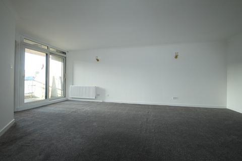 2 bedroom apartment to rent, Astoria Court, Croydon, Croydon