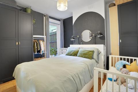 2 bedroom apartment for sale, Brownhill Road, Catford, London, SE6