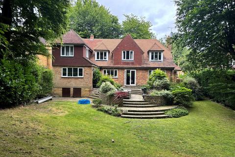 5 bedroom detached house for sale, Bishops Road, Tewin