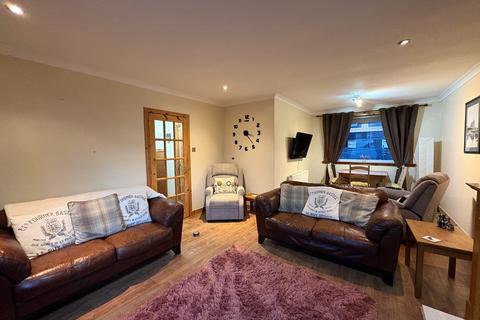3 bedroom semi-detached house for sale, Castlegreen Road, Thurso, Highland. KW14 7LT