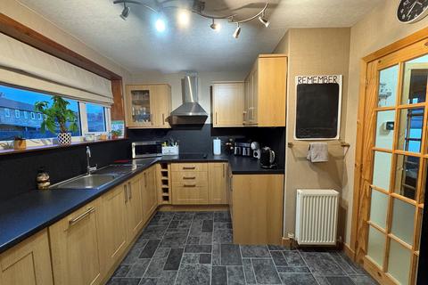 3 bedroom semi-detached house for sale, Castlegreen Road, Thurso, Highland. KW14 7LT