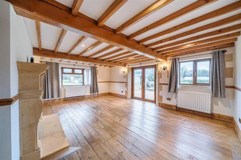 5 bedroom house to rent, Cheltenham Road, Broadway WR12