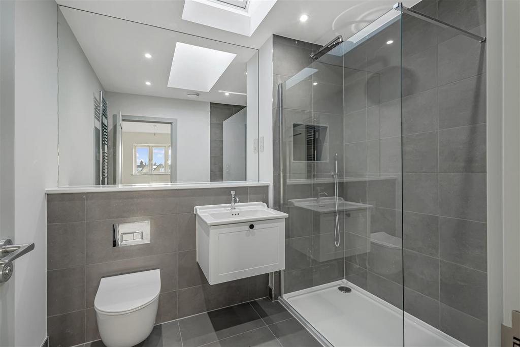 2 Saxon Drive (9).jpg