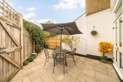 4 bedroom end of terrace house for sale, Hamilton Road, London W4