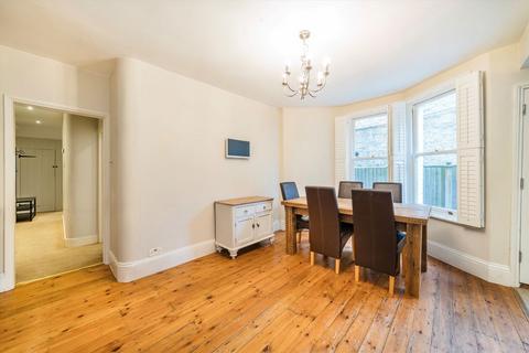 2 bedroom flat for sale, Emmanuel Road, London SW12