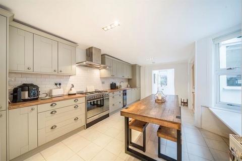 3 bedroom semi-detached house for sale, Lenham Road, London SE12