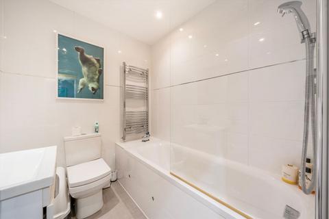 3 bedroom flat for sale, Harrow Road, Maida Vale W9