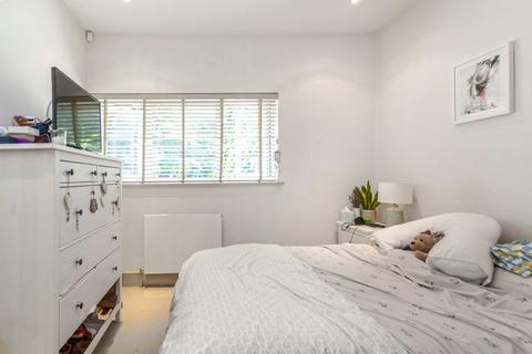 1 bedroom flat to rent, Kingscroft Road, London NW2