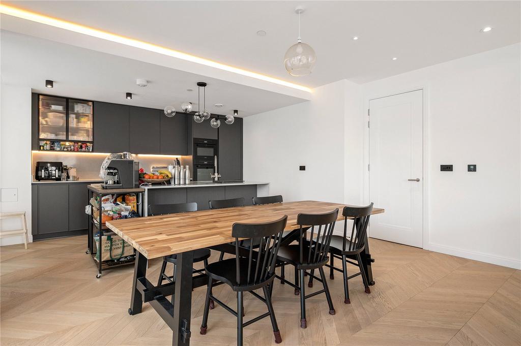 Dining/ Kitchen Room