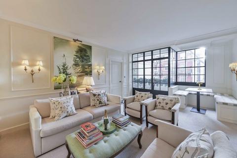 Chelsea Manor Street, London SW3