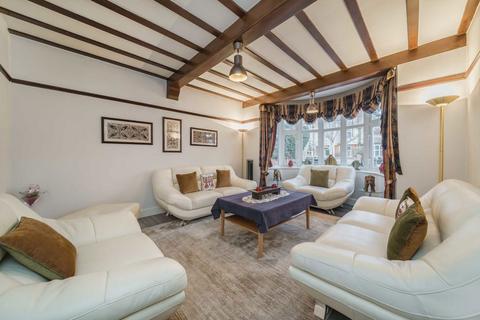 undefined, Ormond Avenue, Hampton TW12