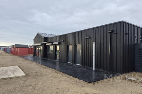 Shop to rent - Coast Drive, Greatstone, TN28