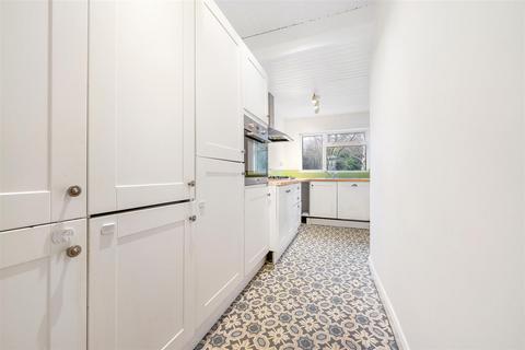 4 bedroom terraced house for sale, 25 Kingsdale Road, Penge, London, SE20