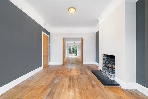 4 bedroom terraced house for sale, 25 Kingsdale Road, Penge, London, SE20