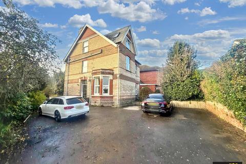 2 bedroom flat for sale - Ullswater Crescent, Weymouth