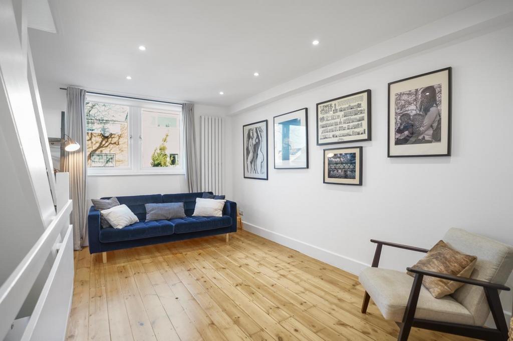 Living room.jpg