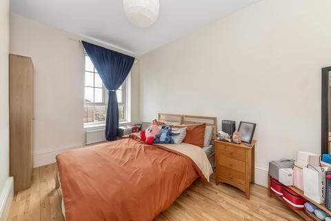 2 bedroom flat for sale, Albrighton Road, East Dulwich, London, SE22
