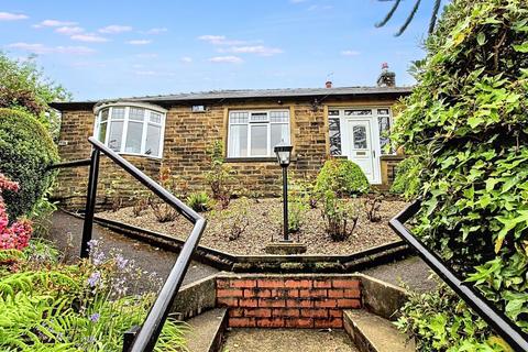 4 bedroom bungalow for sale, Jackroyd Lane, Newsome, Huddersfield, West Yorkshire, HD4 6RD
