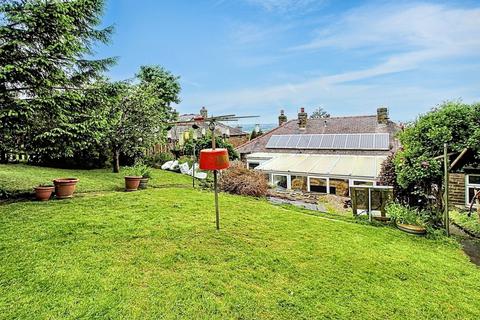 4 bedroom bungalow for sale, Jackroyd Lane, Newsome, Huddersfield, West Yorkshire, HD4 6RD
