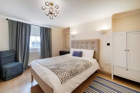 3 bedroom maisonette to rent, Devonia Road, Angel, London, N1