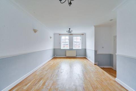 3 bedroom end of terrace house to rent, Woodyates Road, Lee, London, SE12