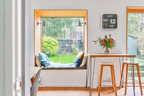 4 bedroom end of terrace house for sale, Brooklands Park, Blackheath, London, SE3