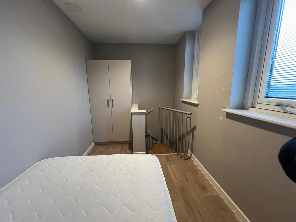 Bedroom 2.jpeg