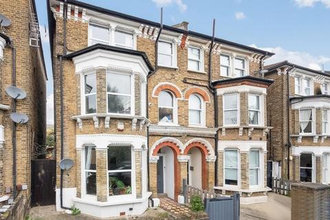 2 bedroom flat for sale, The Gardens, East Dulwich, London, SE22