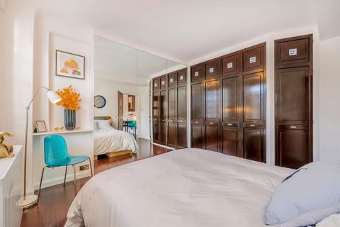 1 bedroom flat for sale, St. Petersburgh Place, London W2