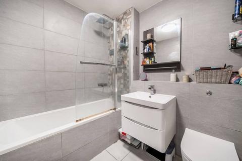 1 bedroom flat for sale, Victoria Road, North Acton, London, W3