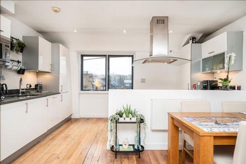 2 bedroom flat for sale, Acton Street, London WC1X