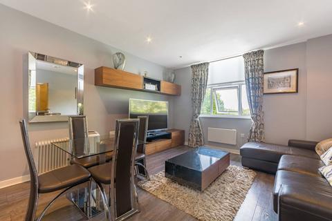 2 bedroom flat to rent, Bromyard House, Acton, London, W3