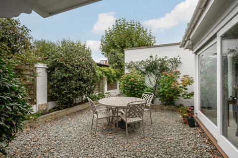 3 bedroom detached house for sale - Parkside Gardens, Wimbledon Village SW19