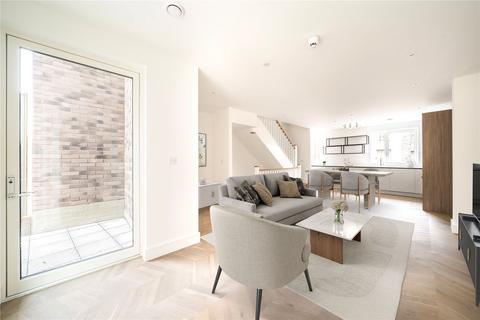 3 bedroom terraced house to rent, Baldwin Lane, London, SE3