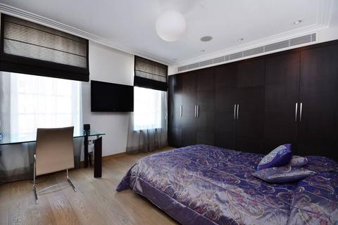 3 bedroom flat to rent, Onslow Square, South Kensington, London, SW7