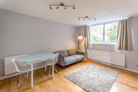 2 bedroom flat for sale, Tamarind Yard, Wapping, London, E1W