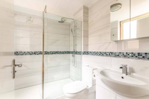 2 bedroom flat for sale, Tamarind Yard, Wapping, London, E1W