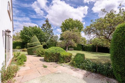 undefined, Luddington, Stratford-upon-Avon, Warwickshire, CV37
