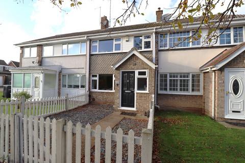 3 bedroom terraced house for sale - Bramfield Road East, Rayleigh, SS6