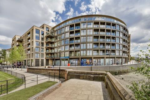 2 bedroom flat to rent, Crisp Road, London W6