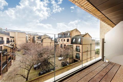 2 bedroom flat to rent, Crisp Road, London W6