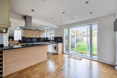 3 bedroom detached house for sale, Claremont Close, Hersham, Surrey, KT12
