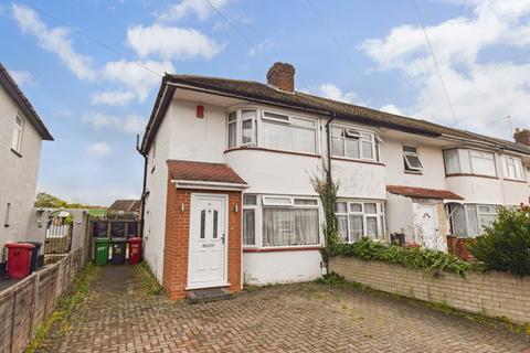 2 bedroom end of terrace house for sale, Lewins Way, Cippenham, Berkshire, SL1